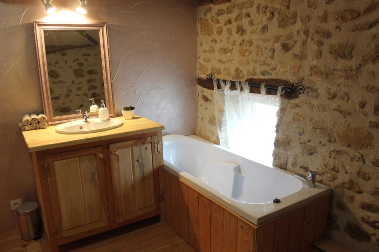 Gite La Pimparola Villa Nouic Buitenkant foto