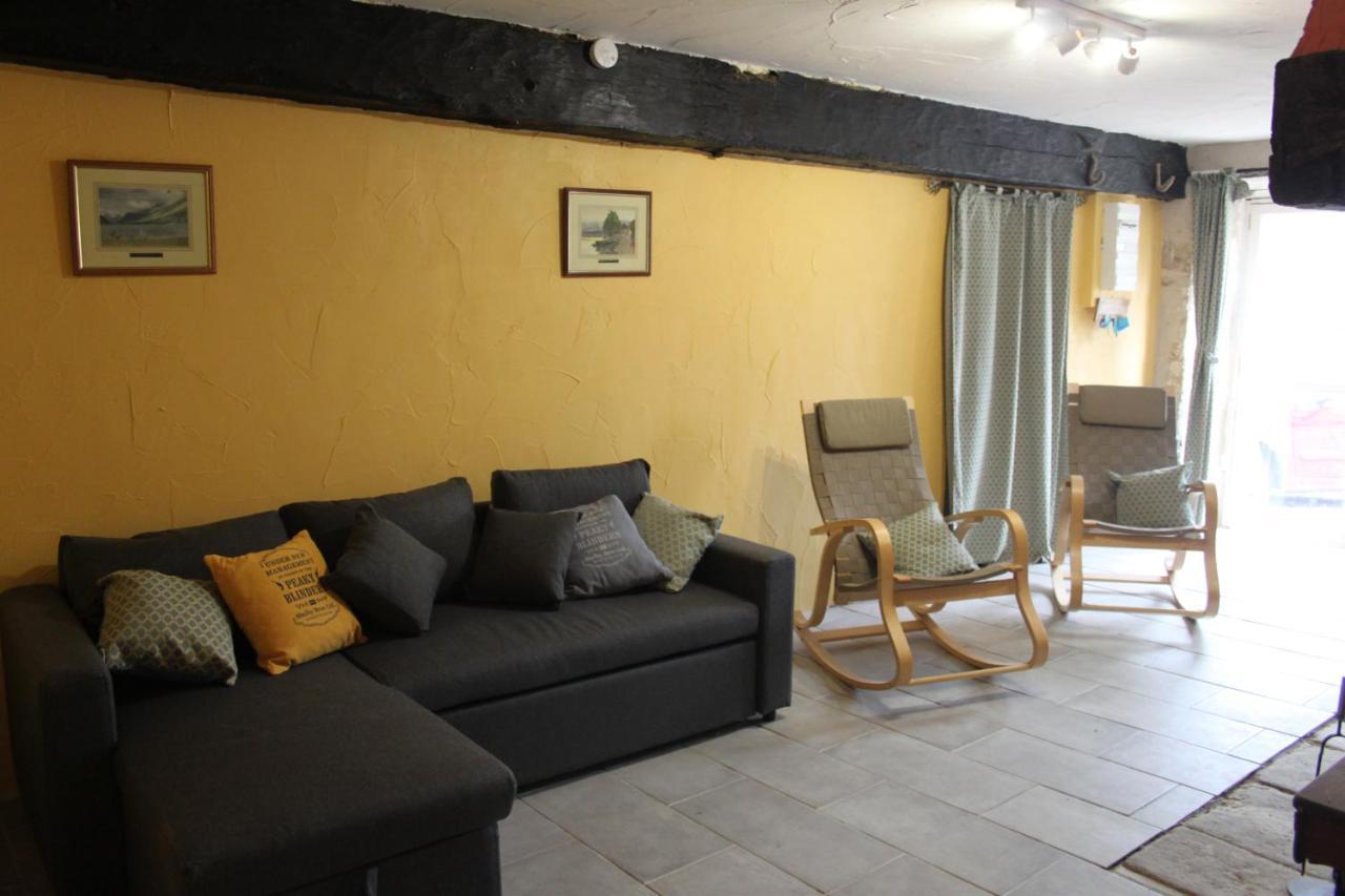 Gite La Pimparola Villa Nouic Buitenkant foto